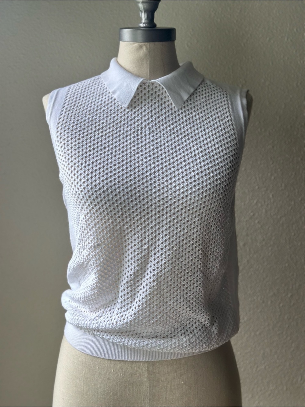 Stefanel White Open-Knit Sleeveless Collared Tank L